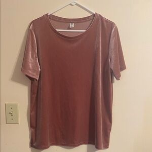 Old Navy Velvet Top in Dusty Rose